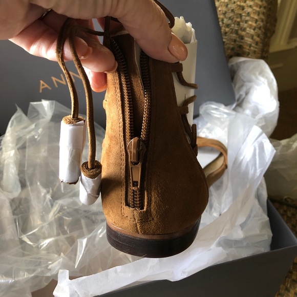 NWT Ann Taylor Suede Astrid Laceup Sandals Sz 8.5 - Picture 3 of 8